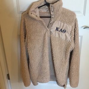Theta Sherpa Pullover